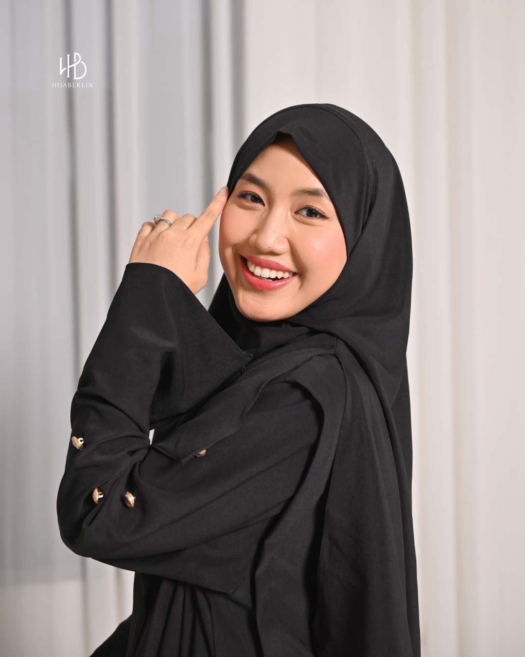 Hamnah Dress Set Khimar - Black