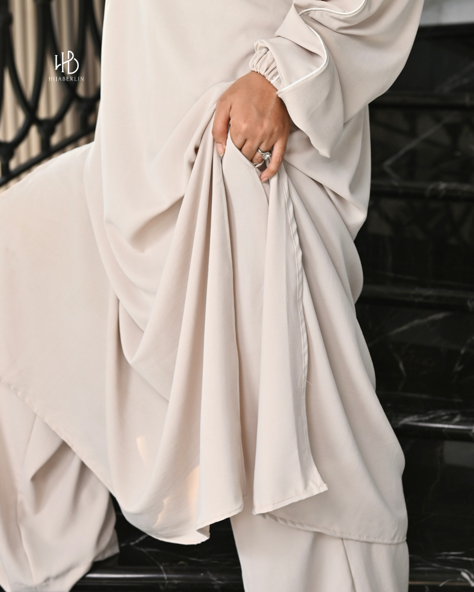 Nasibah Move - Cream