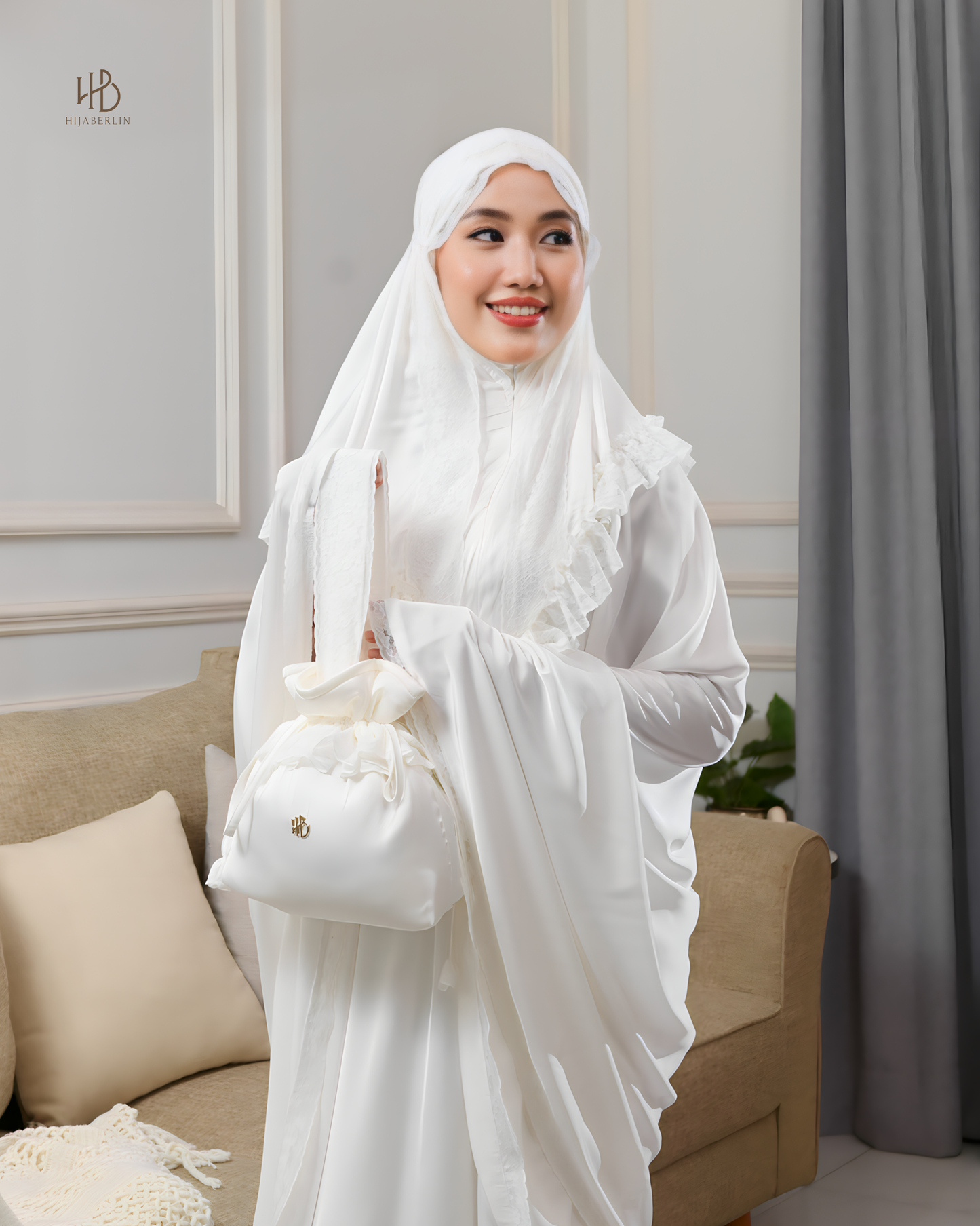 Faiza Prayer Set White - Hijaberlin