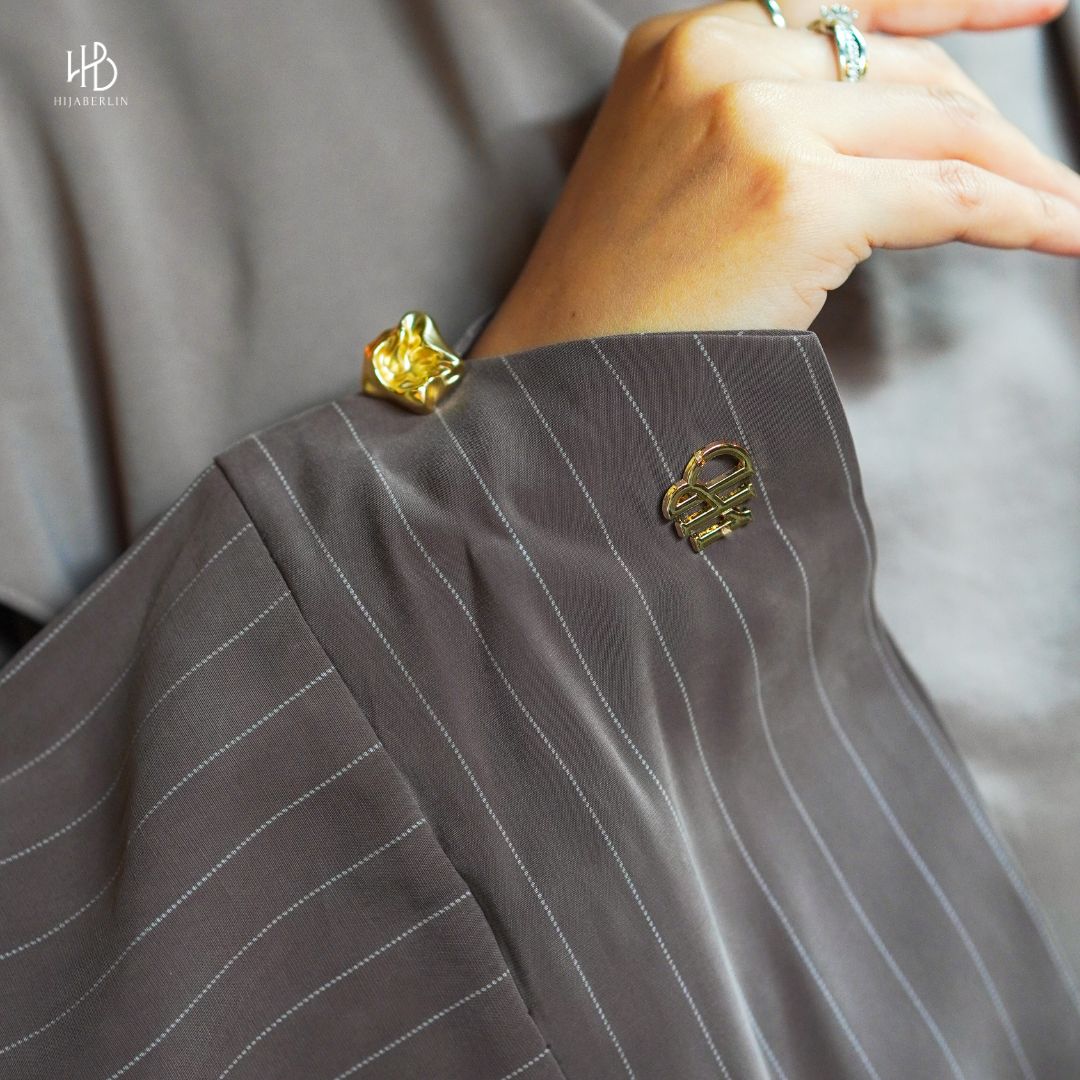 Salma Abaya Cupro Stripe - Deep Mahogany