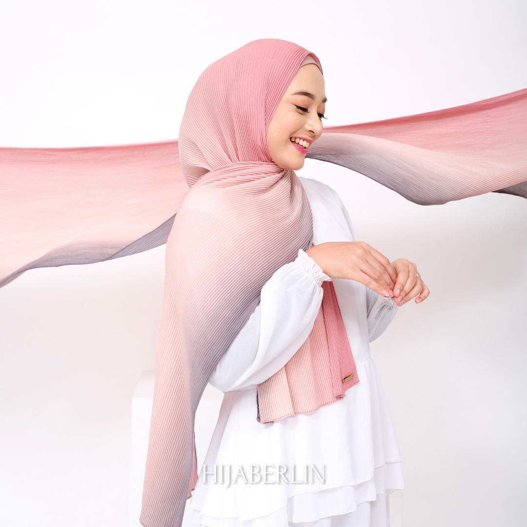 Mazia Pleats Shawl Ombre Hijaberlin - Jasmine
