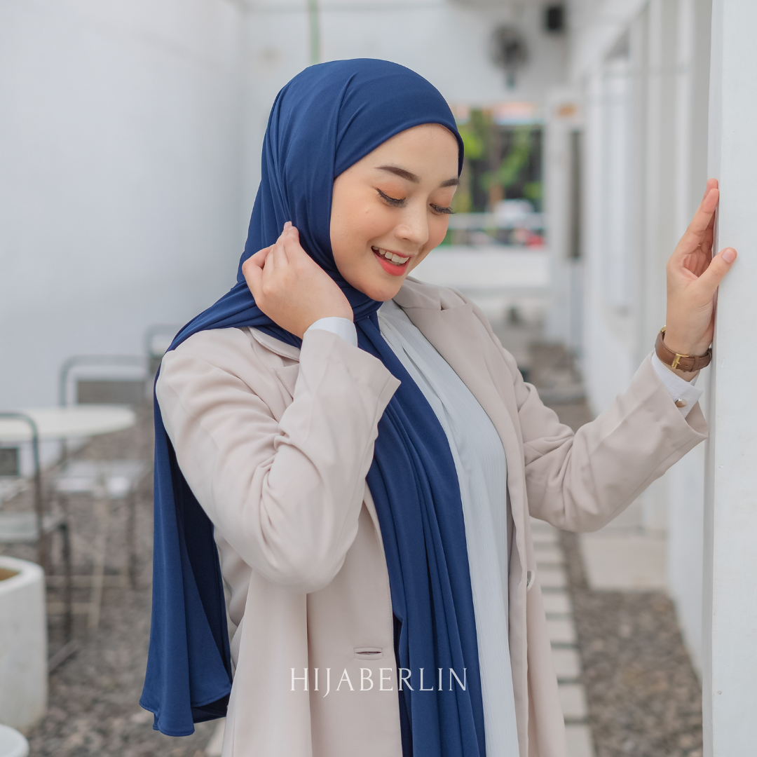 Vouges Instan Shawl 2in1 Hijaberlin - Navy