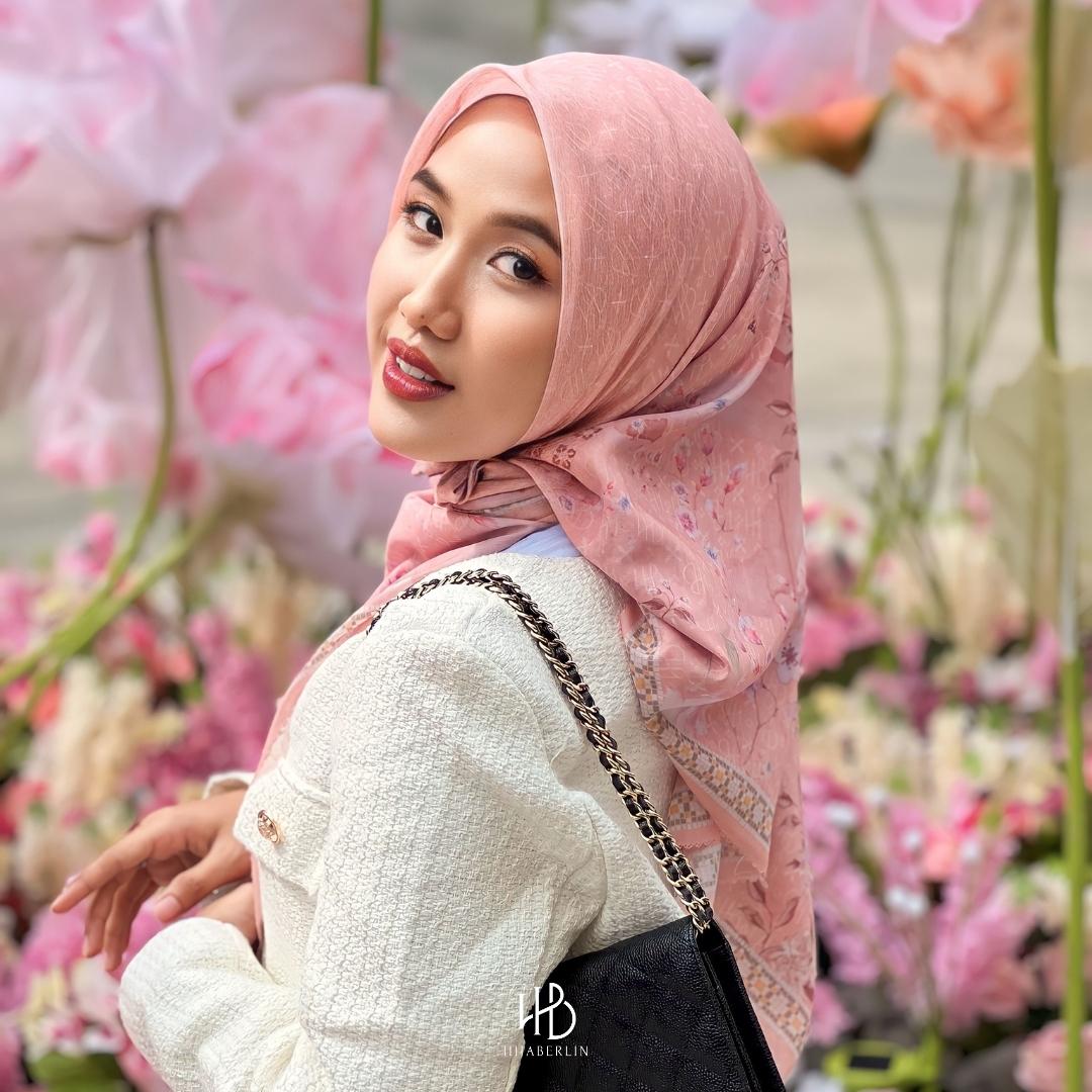 Gardenia Scarf Exclusive Package : Hijaberlin x Instaperfect