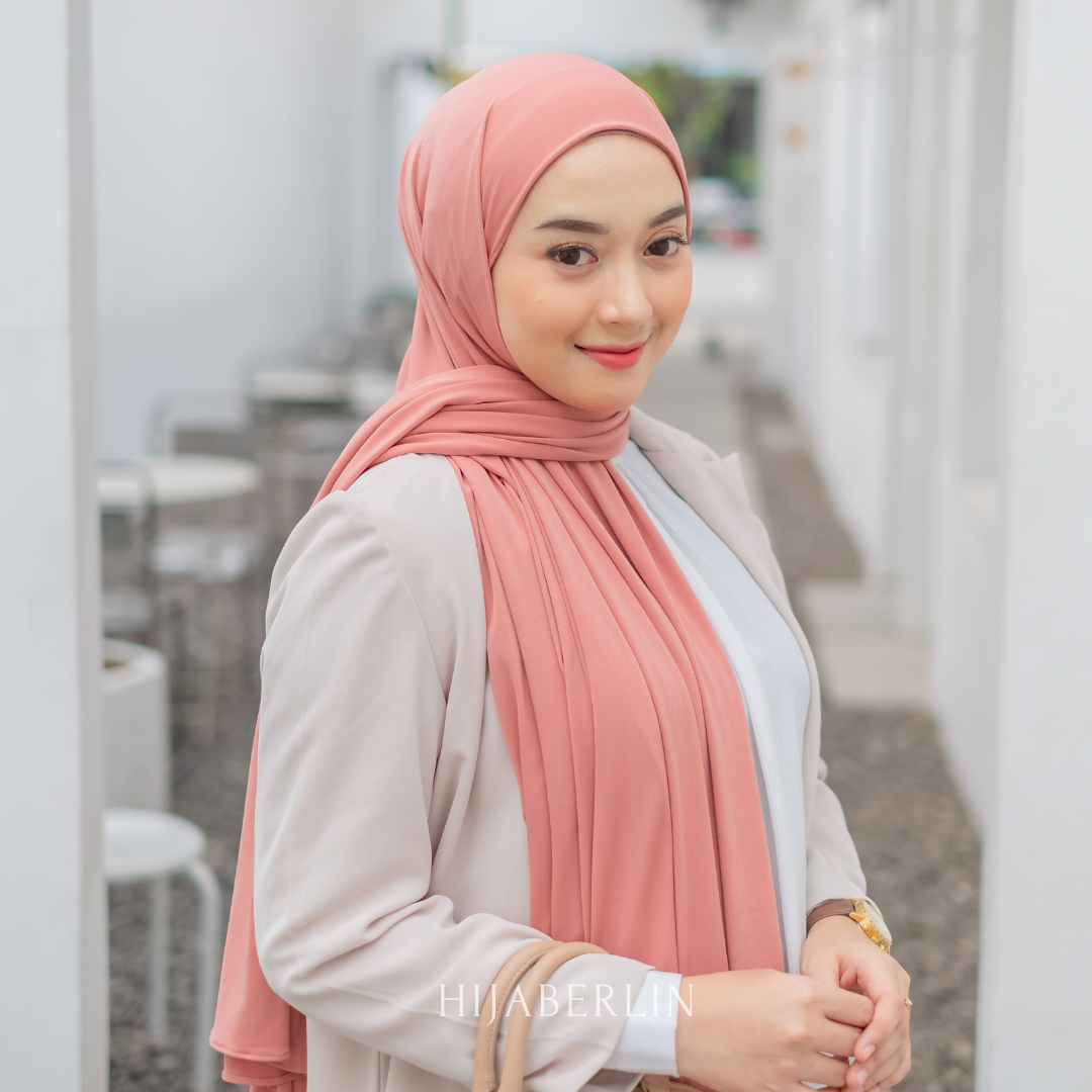 Vouges Instan Shawl 2in1 Hijaberlin - Peach